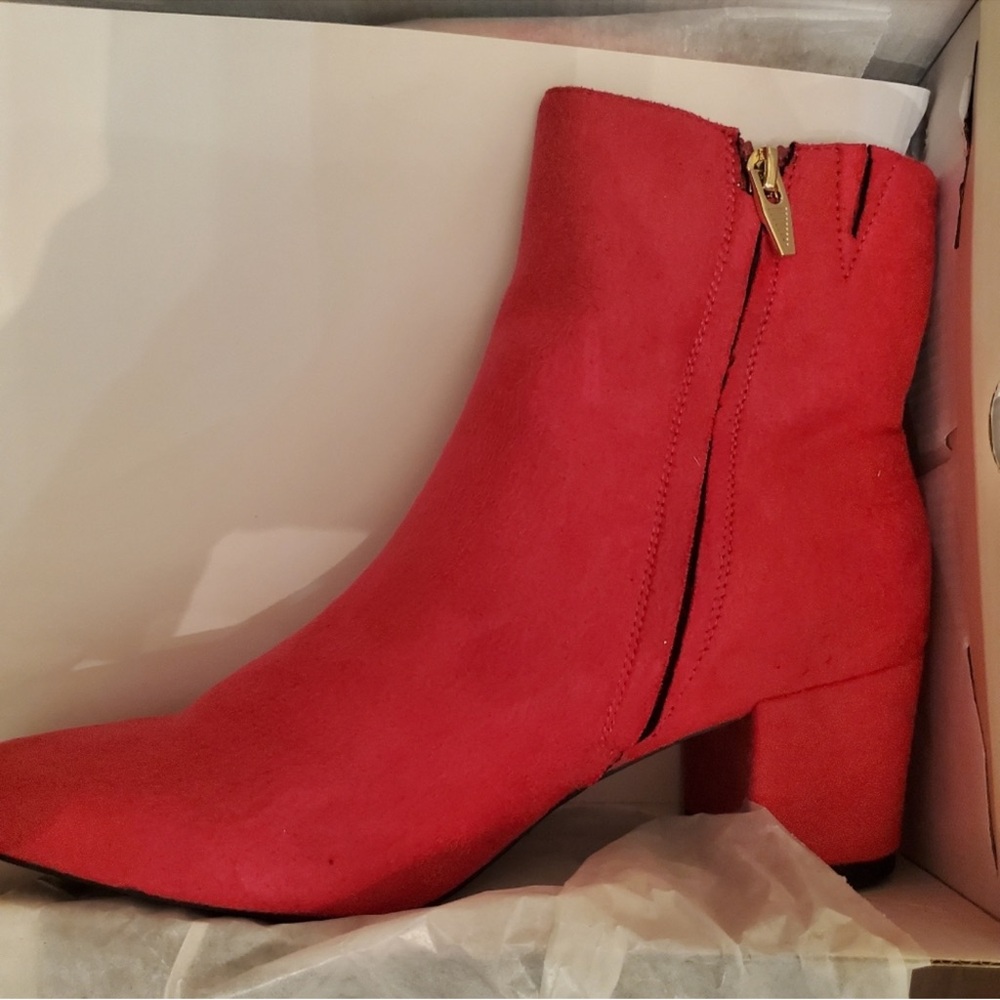 ✨Cato Scarlet Ankle Booties with Zipper🩷🩷